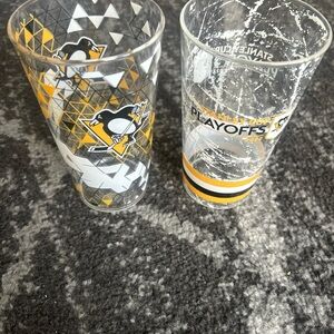NHL Penguins Playoff Plastic Cups Set